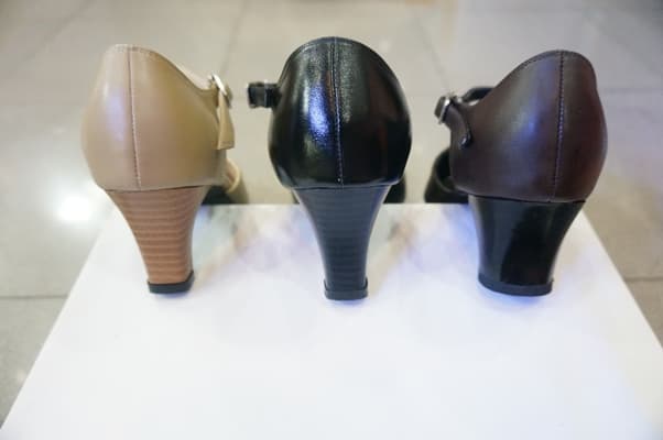 มีสายรัดข้อ สุภาพ สวยมากๆ 1