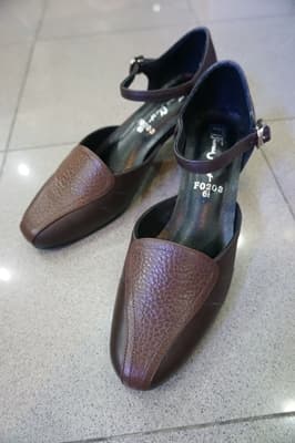 มีสายรัดข้อ สุภาพ สวยมากๆ 3