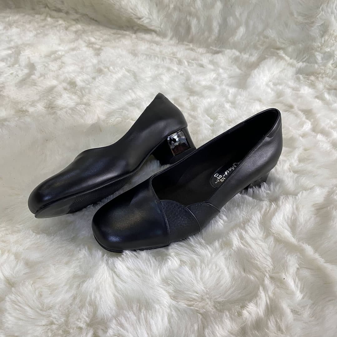 รุ่นขายดี เป็นน้ำตาลที่สวยมาก มีความไล่สี ไม่จืดเกินไป ไม่ฉูดฉาดเกินไป สวยค่ะ! 6