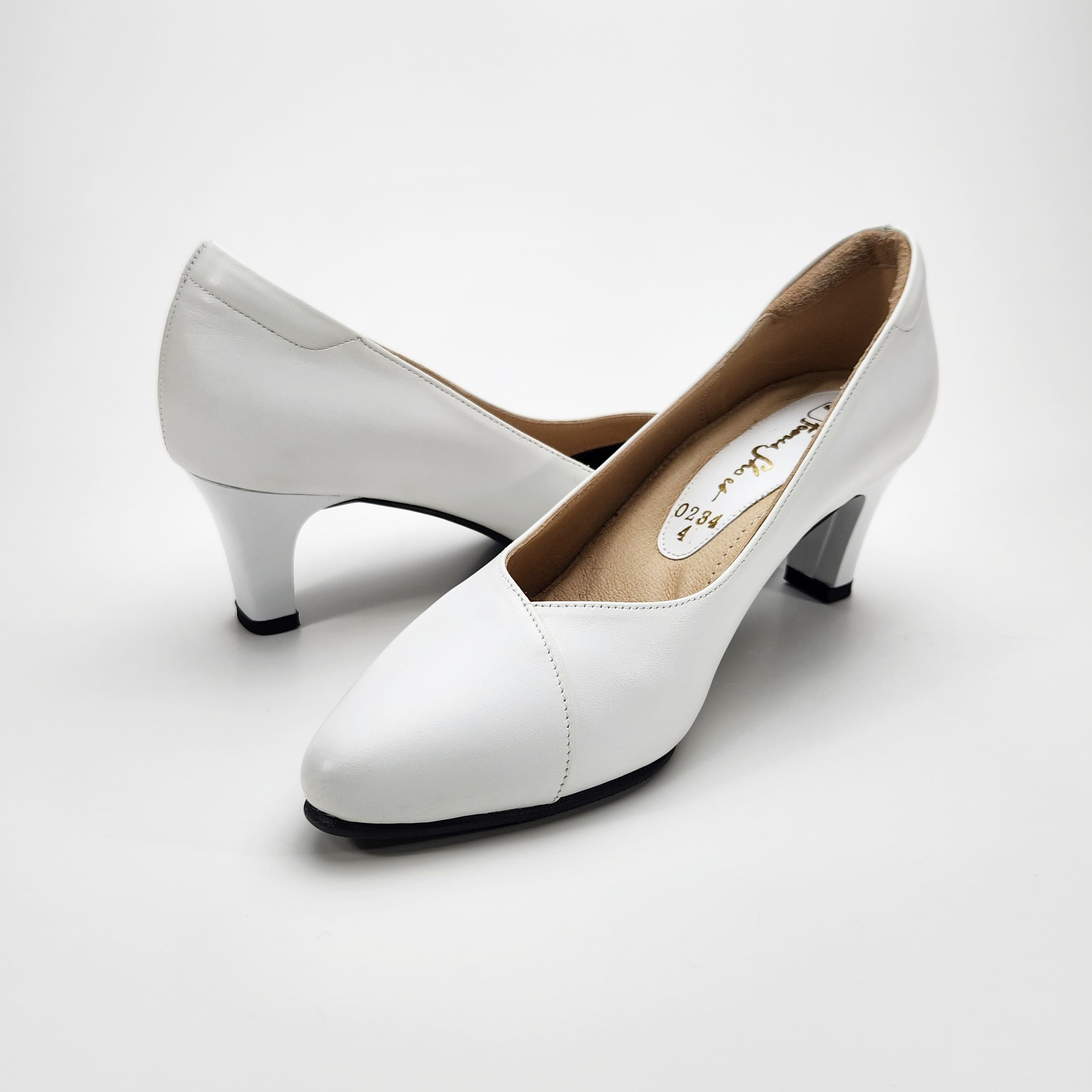 หัวแหลม ใส่ออกงาน สวยสง่า 6