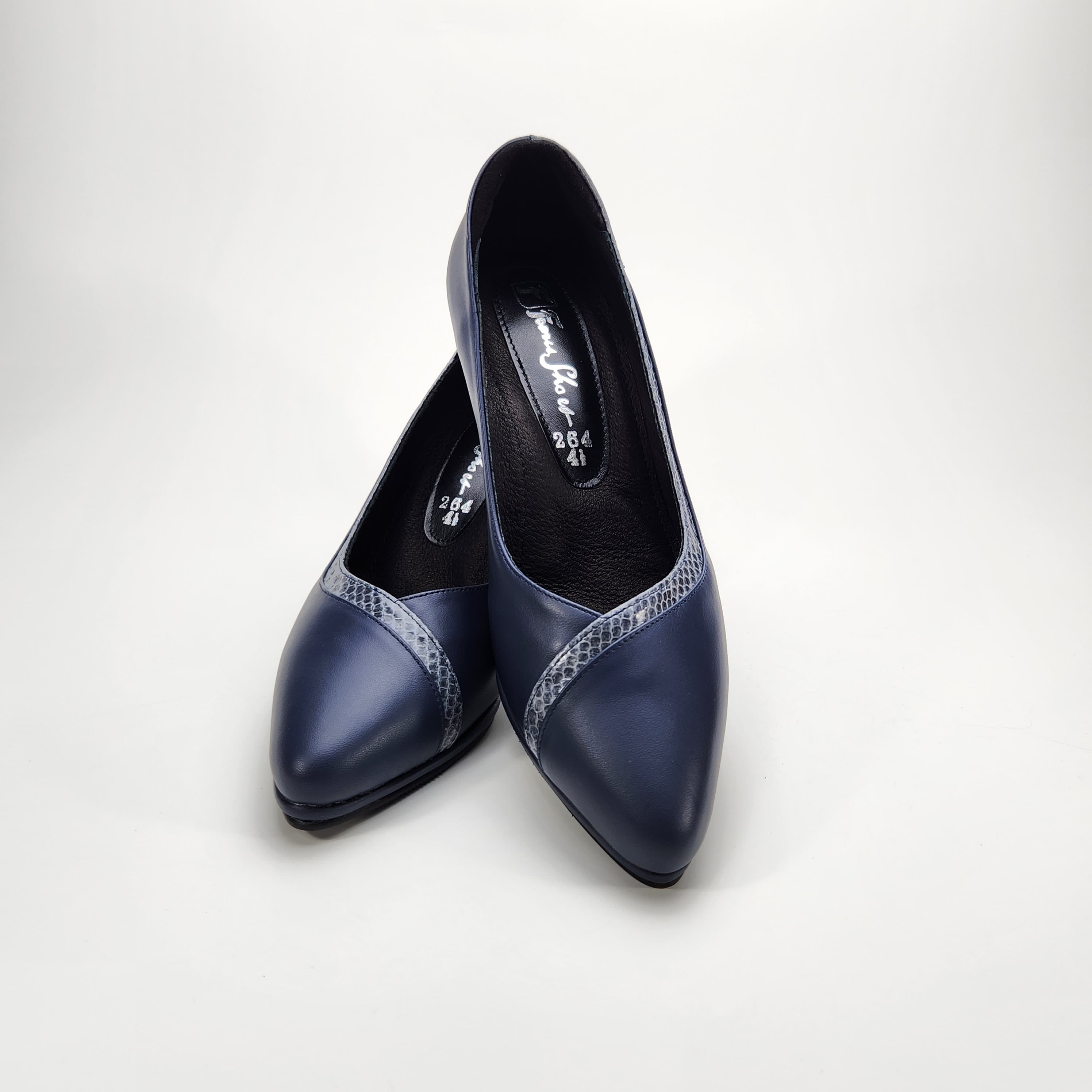 หัวแหลม ดีไซน์ตัดขอบลาย เสริมพื้นสูง 2