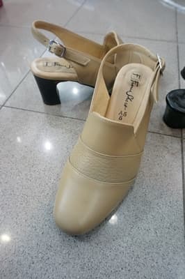 มีสายรัดข้อ ใส่สบายมากๆ หรูดูดีค่ะ 5