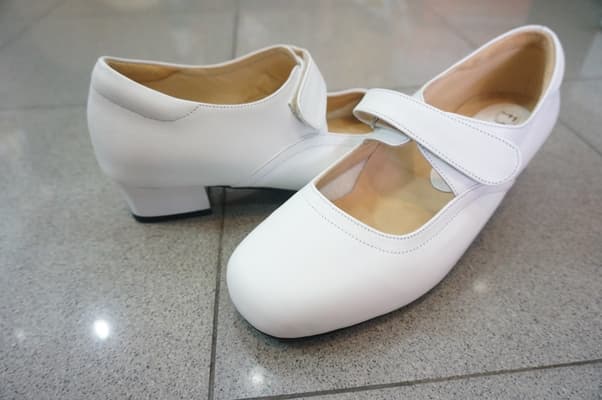 แบบเรียบร้อยมาก ใส่สบาย หน้ากว้าง 5